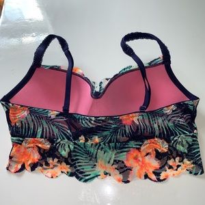 Hawaiian bralette NWOT